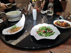 -渝半城经典川粤菜(重庆天地店)