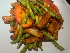 -蜜桃餐厅·伴山(绿宝广场店)