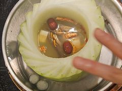 -得意咚瓜·顺德鱼生·冬瓜火锅(深圳首店)