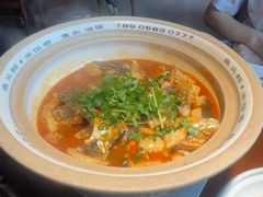 -魏铭鱼头捞饭(晋阳路店)