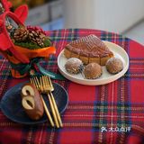 「一起过圣诞的第n年。」