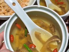 -裕兴记•蟹黄面馆(人民广场店)