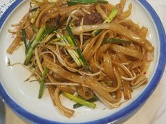 传统干炒牛河-荔银肠粉(建六店)