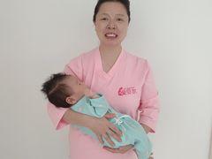 -爱贝尔高端月嫂(母婴护理)