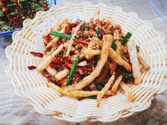 -江城燕子大排档(江汉路步行街店)