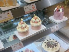 -罗森尼娜(德思勤店)