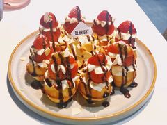 草莓忌廉华夫饼-BE BRIGHT KITCHEN(正佳广场店)