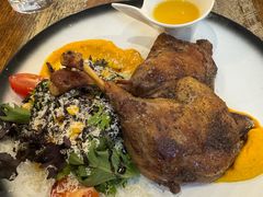 -FLOVIE FLORIST CAFE