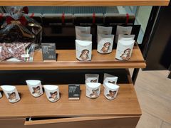 -Laderach 莱德拉(上海环贸iapm店)