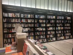 -诚品(信义店)