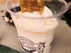 -OUR Bakery(三里屯太古里店)