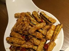 -梧桐树下(云锦世家店)