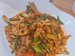 -渝半城经典川粤菜(重庆天地店)