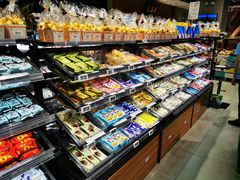 -盒马鲜生(红莲店)