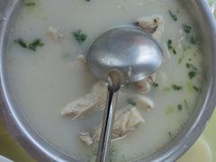 -雪湖煜辰鱼头老店(雪野湖店)