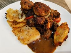 -亮马河饭店翠雅咖啡厅