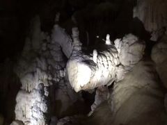 -波斯托伊纳溶洞