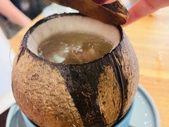 原汁椰子炖鸡汤-先记烧鹅王·本地粤菜(福永店)