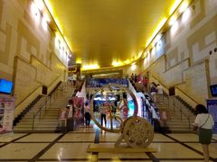 -大光明电影院(南京西路店)
