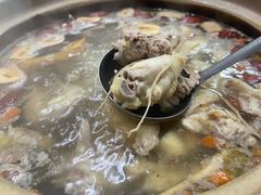 -威邵鸡煲(西华路总店)