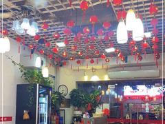 大堂-正宗普宁豆干坊·洪记砂锅粥(红领巾路店)