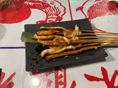 炭烧猪颈肉串-辉记炭烧海鲜大排档·老字号(福田店)