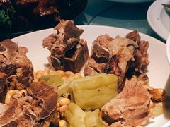 凉瓜黄豆煲唐排-汤城小厨•粤菜•靓汤(苏州街店)
