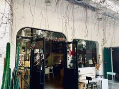 门面-彳亍咖啡·这里(水湾路店)
