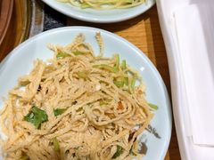 -额尔敦传统涮.冰煮羊火锅(乌兰察布体育场店)