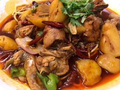新疆大盘鸡-毛胡子牛羊餐馆(武宁路店)