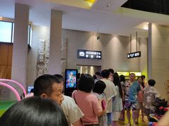 -丽池宫韩式汗蒸会馆(华灯坊店)