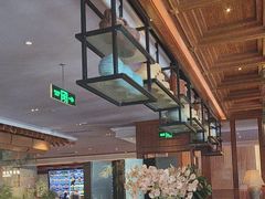 -八府香鸭·啫啫煲(华山路店)