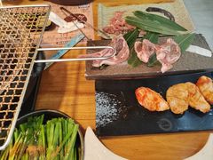 -合易泓烤肉·海肠捞饭(火车站店)