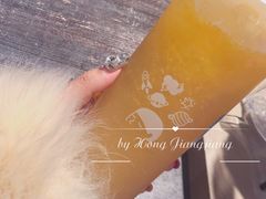 满杯橙橙-喜茶(上海正大广场店)