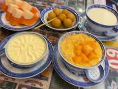 -广信牛奶甜品世家(台东店)