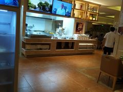 -锦粤宫·融合粤菜(上海金沙江店)