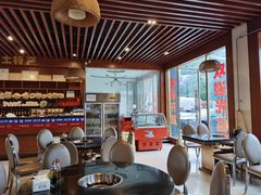 大堂-汉源贡嘎湖生态黄牛肉(贡嘎湖商务酒店)