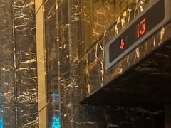 -中国工商银行(奉贤支行营业厅)