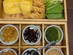 -鹊华居·地道鲁菜·海鲜·融合味(大明湖店)