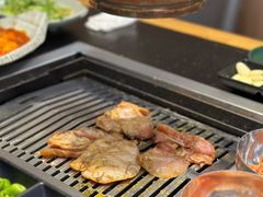 -臻牛烤肉