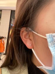 -花师傅专业穿耳洞