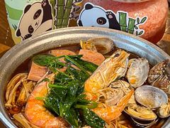 -炉小二铜锅牛蛙•川湘菜(三里屯店)