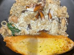 -娜娜家•Nana’s restaurant (爱琴海店)