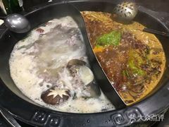 -宽板凳老灶火锅(簋街店)