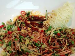 -有红鸡毛店·川菜(建设路店)