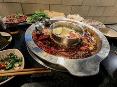 -洞亭火锅(防空洞总店)