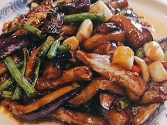 -鑫巴蜀小镇 · 水煮鱼专研店(玉桥店)