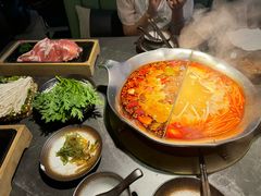 -湊湊火锅·茶憩(杭州湖滨银泰in77店)