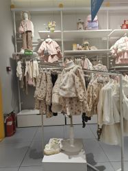 -巴拉巴拉(首创奥特莱斯店)