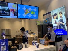 -瑞幸咖啡(凯德虹口龙之梦店)